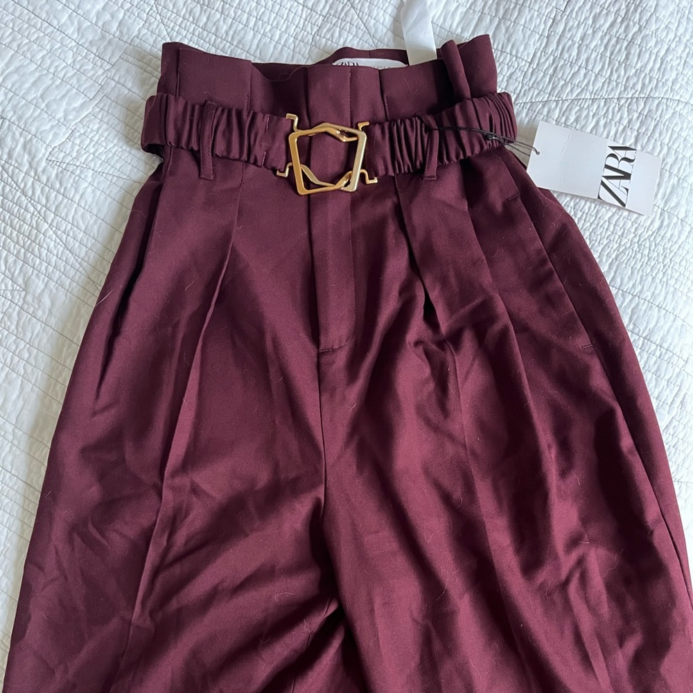 Zara high waisted pants with attached gold belt buckle - Picture 5 of 5
